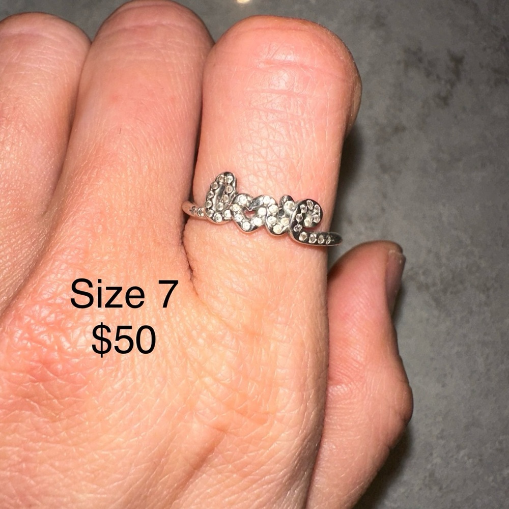 Pandora love ring